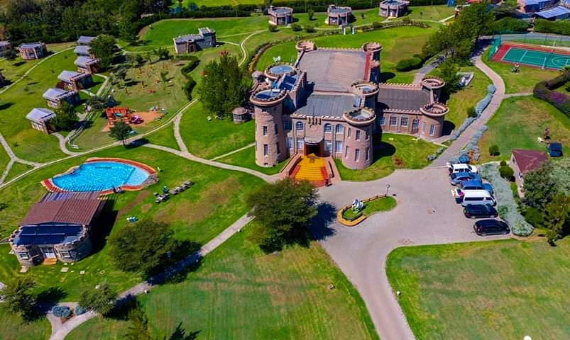 Tafaria Castle image 2